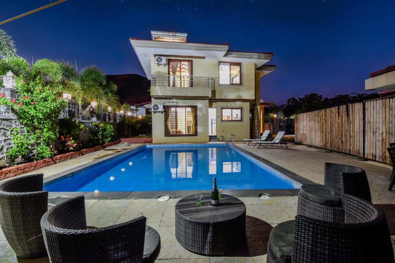 Lifeline Villas - Luxurious Taraangan 4 Mountain View Villa With Biggest Pool And Huge Open Area Lonavala Exterior photo